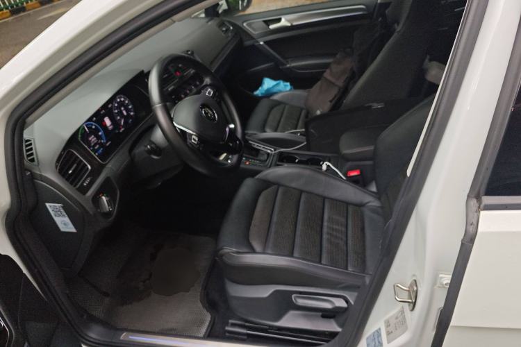 Used Volkswagen Golf New Energy 2018 e-Golf Left Front Seat