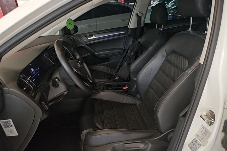 Used Volkswagen Golf New Energy 2018 e-Golf Left Front Seat