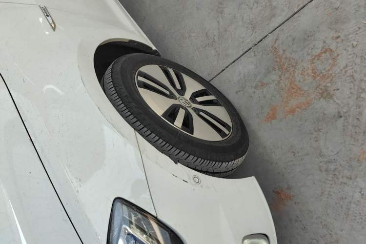 Used Volkswagen Golf New Energy 2018 e-Golf Left Front Wheel Hub