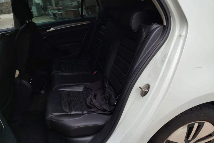 Used Volkswagen Golf New Energy 2018 e-Golf Left Rear Seat