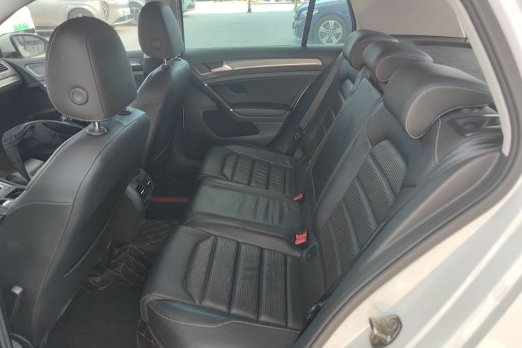 Used Volkswagen Golf New Energy 2018 e-Golf Left Rear Seat