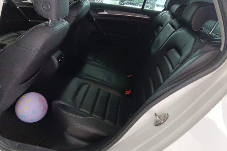 Used Volkswagen Golf New Energy 2018 e-Golf Left Rear Seat