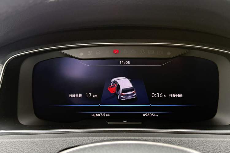 Used Volkswagen Golf New Energy 2018 e-Golf Odometer Close Up