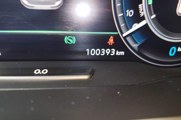 Used Volkswagen Golf New Energy 2018 e-Golf Odometer Close Up