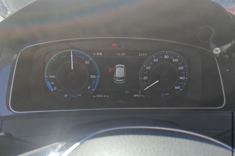 Used Volkswagen Golf New Energy 2018 e-Golf Odometer Close Up