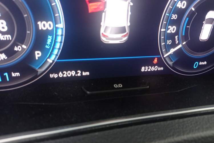 Used Volkswagen Golf New Energy 2018 e-Golf Odometer Close Up