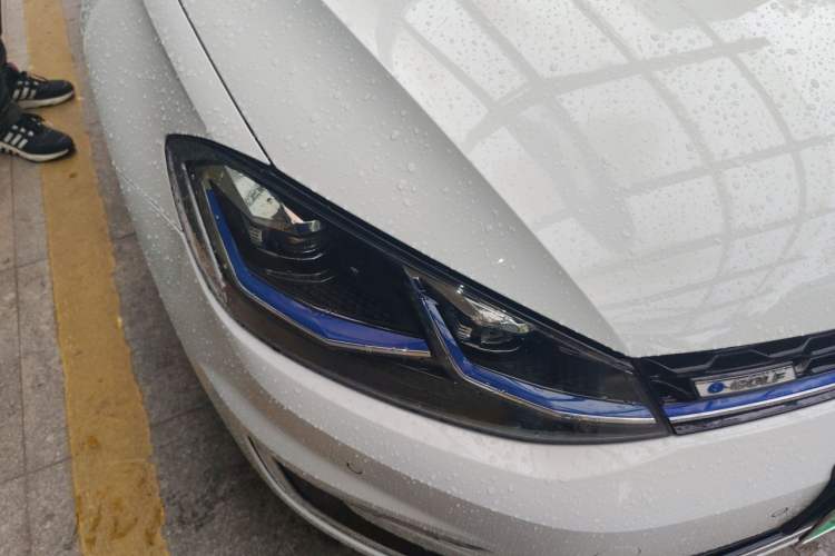 Used Volkswagen Golf New Energy 2018 e-Golf Right Front Headlight
