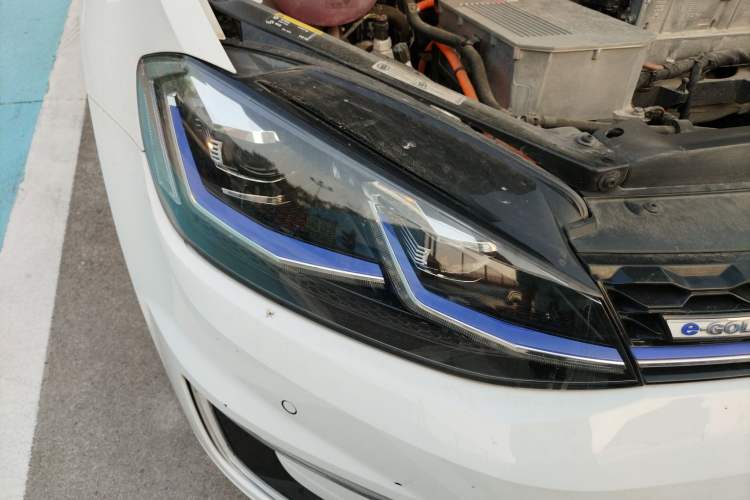 Used Volkswagen Golf New Energy 2018 e-Golf Right Front Headlight
