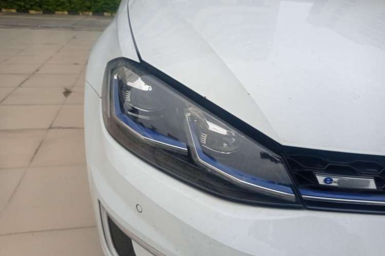 Used Volkswagen Golf New Energy 2018 e-Golf Right Front Headlight