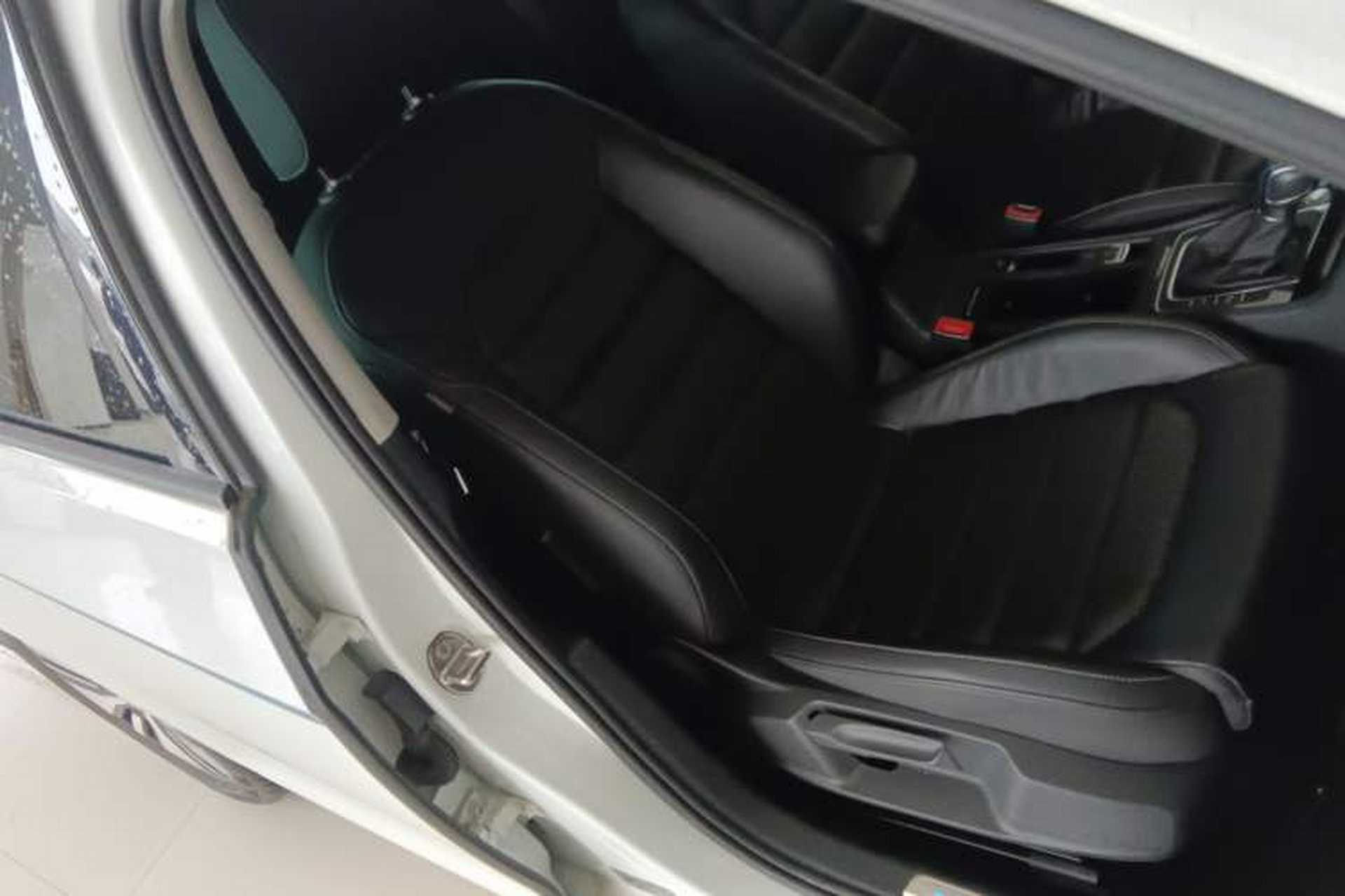 Used Volkswagen Golf New Energy 2018 e-Golf Right Front Seat