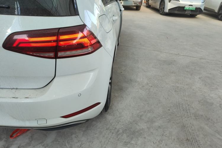 Used Volkswagen Golf New Energy 2018 e-Golf Right Rear Taillight
