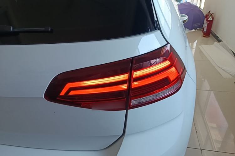Used Volkswagen Golf New Energy 2018 e-Golf Right Rear Taillight