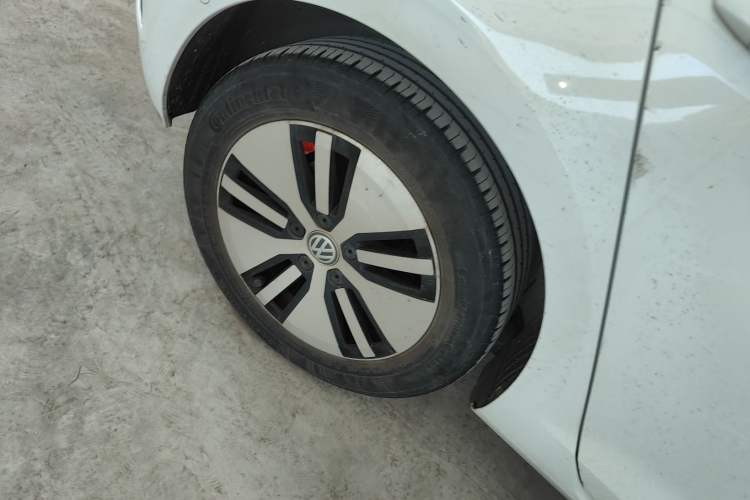Used Volkswagen Golf New Energy 2018 e-Golf Right Rear Wheel Hub