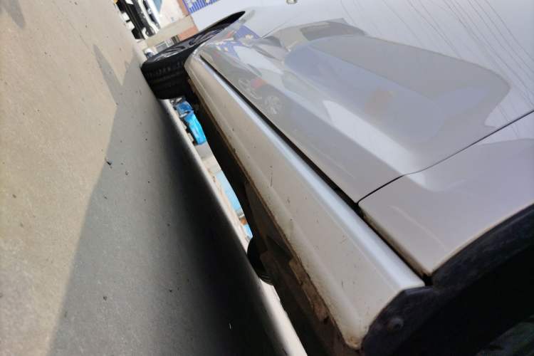 Used Volkswagen Golf New Energy 2018 e-Golf Right Side Sill