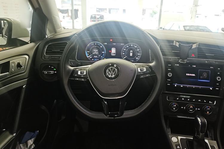 Used Volkswagen Golf New Energy 2018 e-Golf Steering Wheel