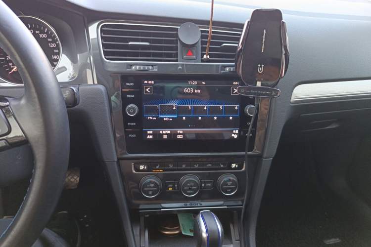 Used Volkswagen Golf Pure Electric 2020 Chariot Pro Audio And AC Panel