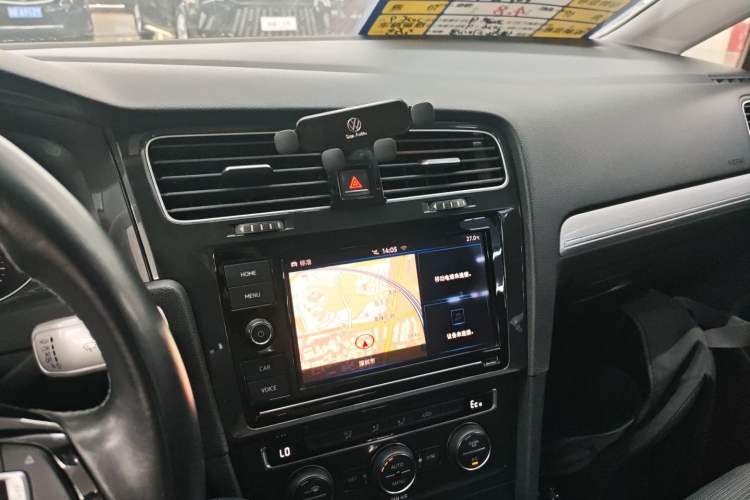 Used Volkswagen Golf Pure Electric 2020 Chari Audio And AC Panel