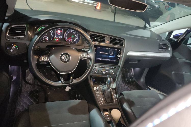 Used Volkswagen Golf Pure Electric 2020 Chariot Pro Center Console