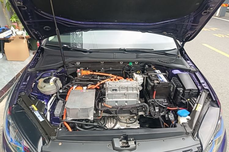 Used Volkswagen Golf Pure Electric 2020 Chari Engine Bay