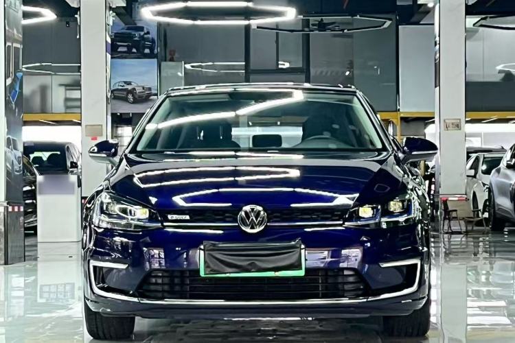 Used Volkswagen Golf Pure Electric 2020 Chari Exterior 2