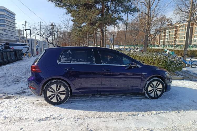 Used Volkswagen Golf Pure Electric 2020 Chariot Pro Exterior 3