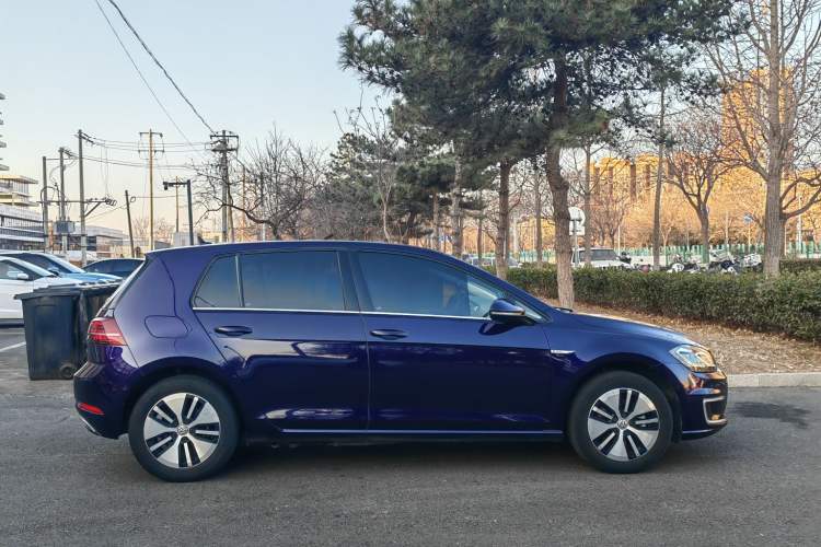 Used Volkswagen Golf Pure Electric 2020 Chariot Pro Exterior 3