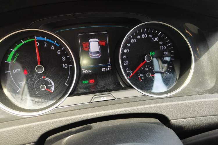 Used Volkswagen Golf Pure Electric 2020 Chari Instrument Cluster