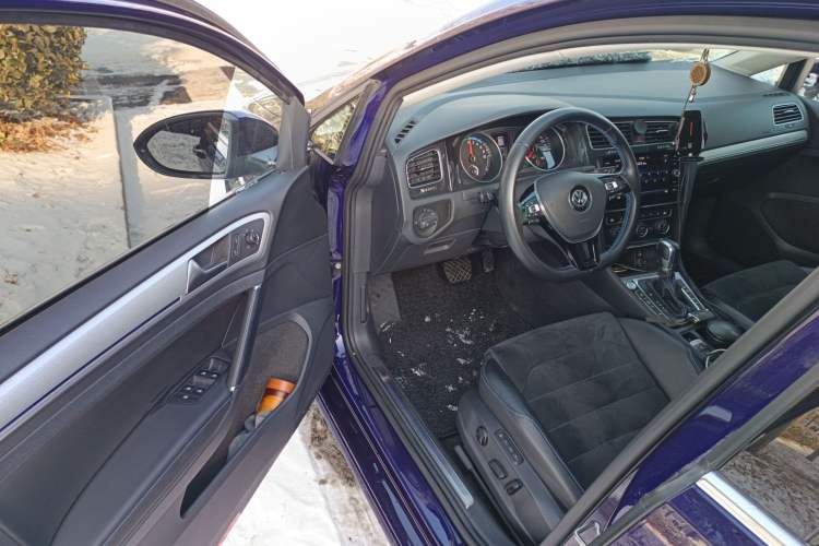 Used Volkswagen Golf Pure Electric 2020 Chariot Pro Interior 3