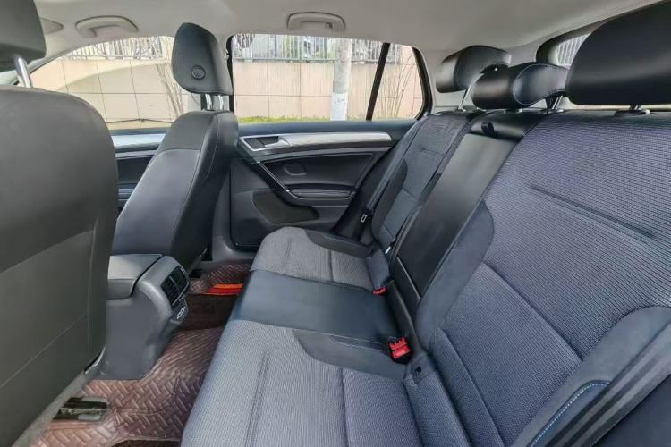 Used Volkswagen Golf Pure Electric 2020 Chari Interior 3