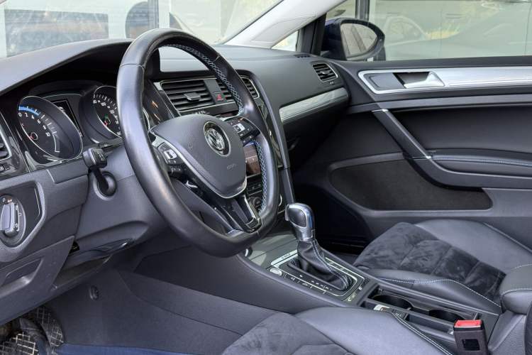 Used Volkswagen Golf Pure Electric 2020 Chariot Pro Interior 4