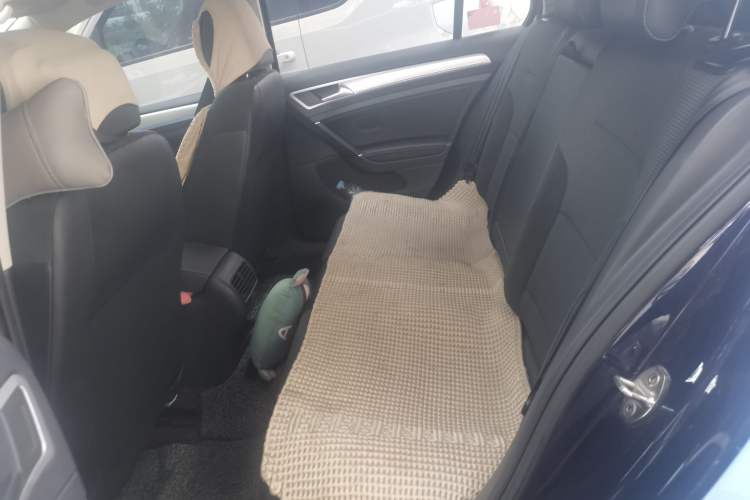 Used Volkswagen Golf Pure Electric 2020 Chari Interior 5