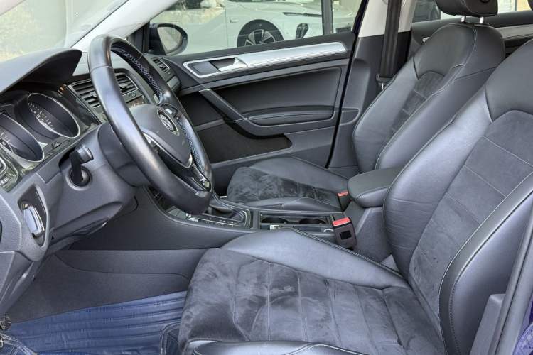Used Volkswagen Golf Pure Electric 2020 Chariot Pro Left Front Seat