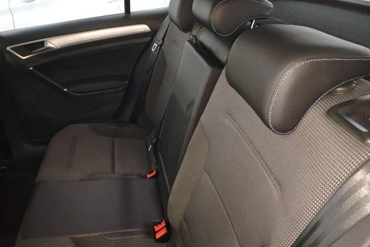 Used Volkswagen Golf Pure Electric 2020 Chari Left Rear Seat
