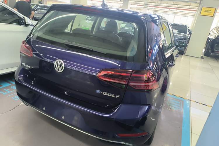 Used Volkswagen Golf Pure Electric 2020 Chariot Pro Rear Right 45 Deg