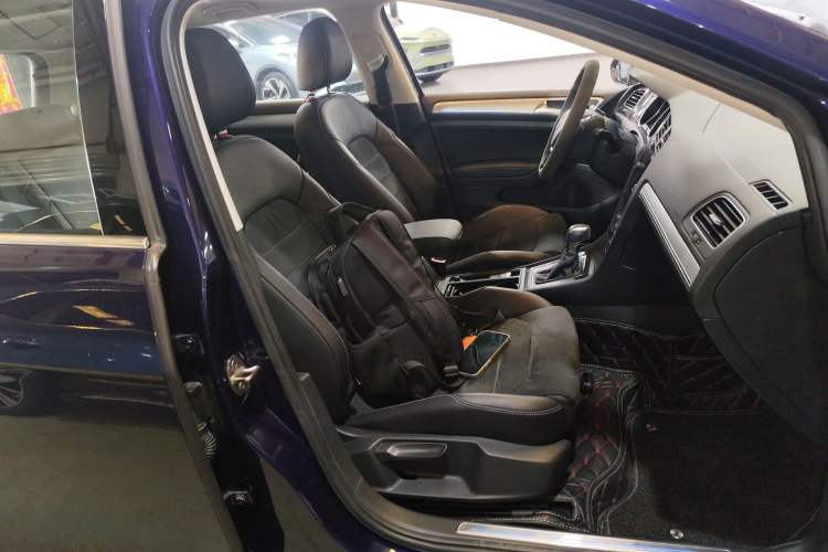 Used Volkswagen Golf Pure Electric 2020 Chariot Pro Right Front Seat