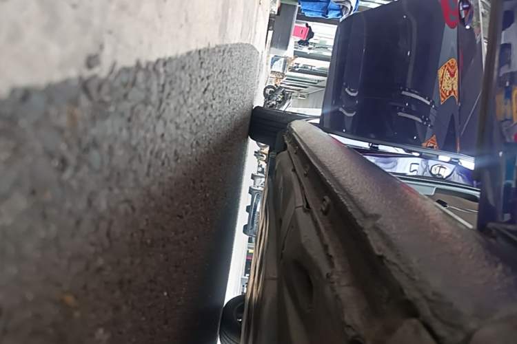 Used Volkswagen Golf Pure Electric 2020 Chari Right Side Sill