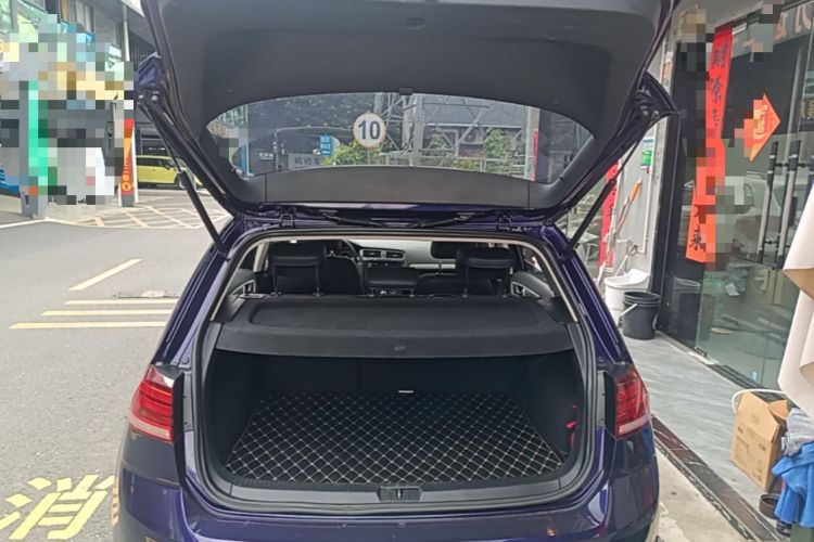 Used Volkswagen Golf Pure Electric 2020 Chari Trunk