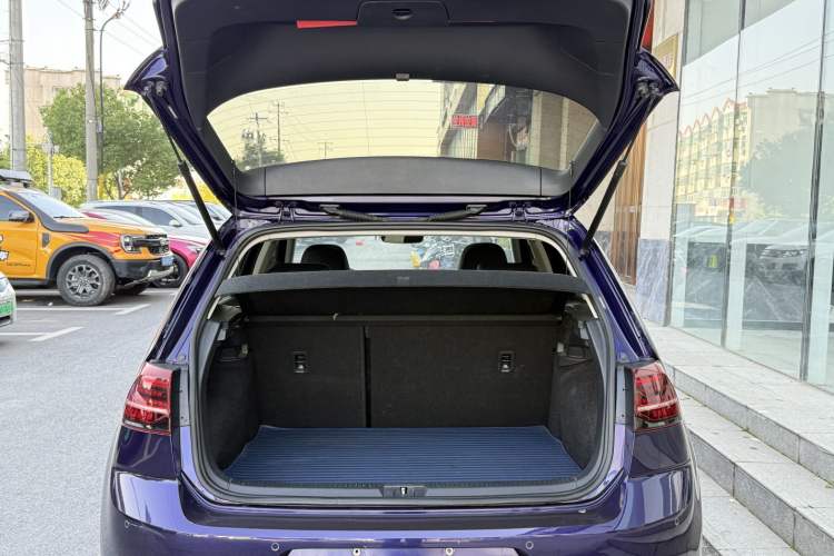 Used Volkswagen Golf Pure Electric 2020 Chariot Pro Trunk