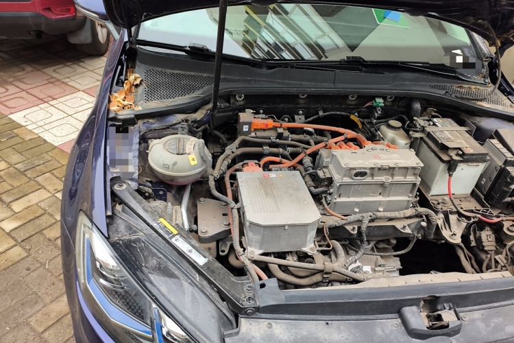 Used Volkswagen Golf Pure Electric 2020 Chari Engine Bay Right