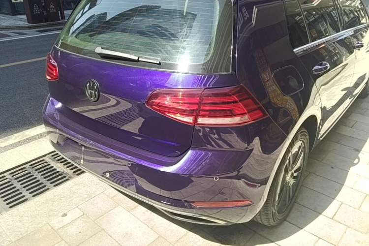 Used Volkswagen Golf Pure Electric 2020 Chari Exterior 3