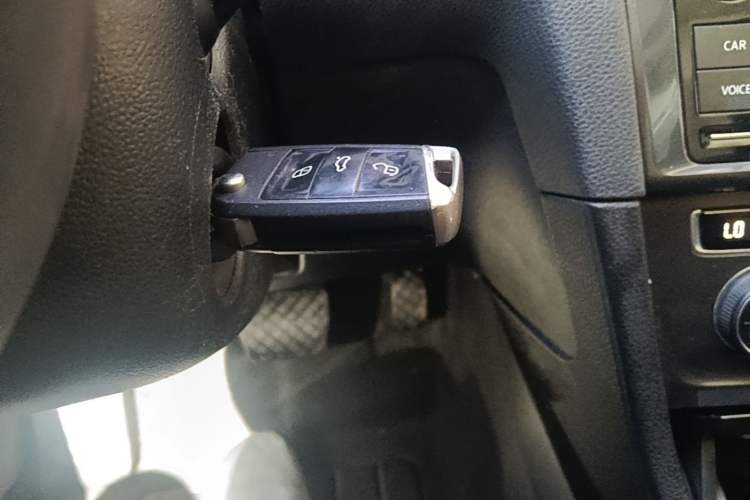 Used Volkswagen Golf Pure Electric 2020 Chari Interior 1