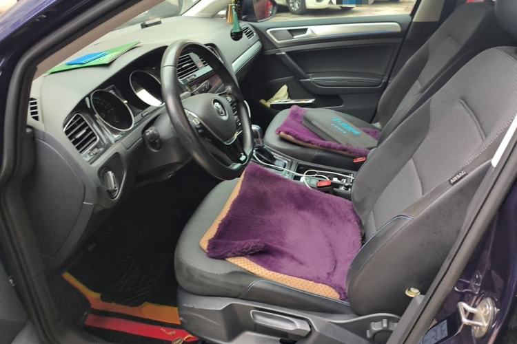 Used Volkswagen Golf Pure Electric 2020 Chari Left Front Seat