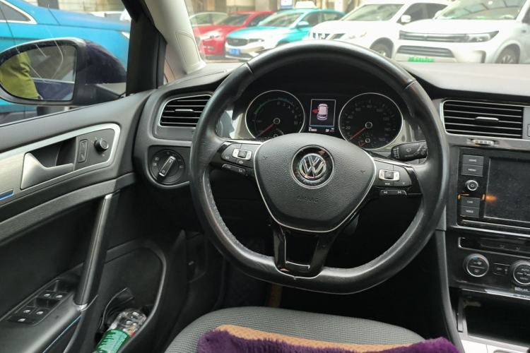 Used Volkswagen Golf Pure Electric 2020 Chari Steering Wheel