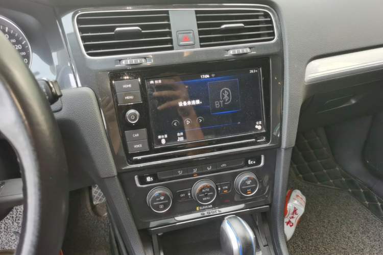 Used Volkswagen Golf Pure Electric 2020 Chari Audio And AC Panel