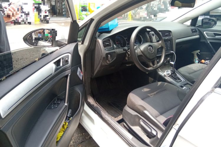 Used Volkswagen Golf Pure Electric 2020 Chari Driver Seat