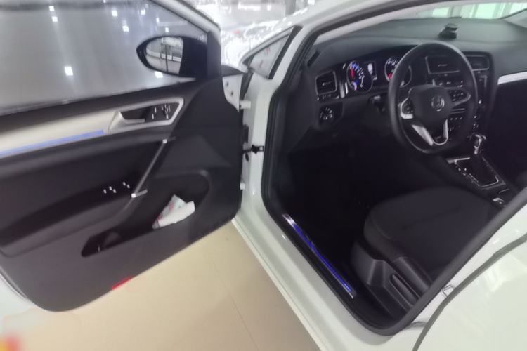Used Volkswagen Golf Pure Electric 2020 Chari Driver Seat