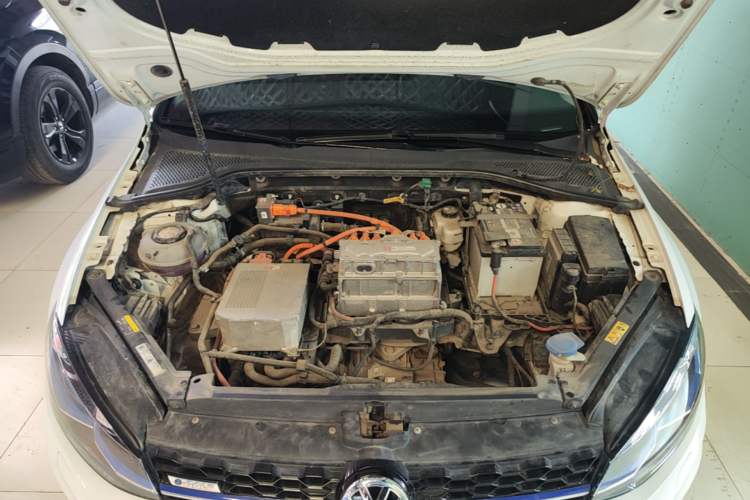 Used Volkswagen Golf Pure Electric 2020 Chari Engine Bay