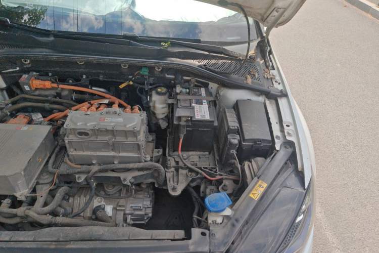 Used Volkswagen Golf Pure Electric 2020 Chari Engine Bay Left