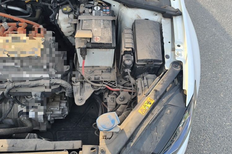 Used Volkswagen Golf Pure Electric 2020 Chari Engine Bay Left