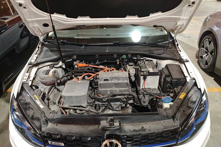 Used Volkswagen Golf Pure Electric 2020 Chari Engine Bay